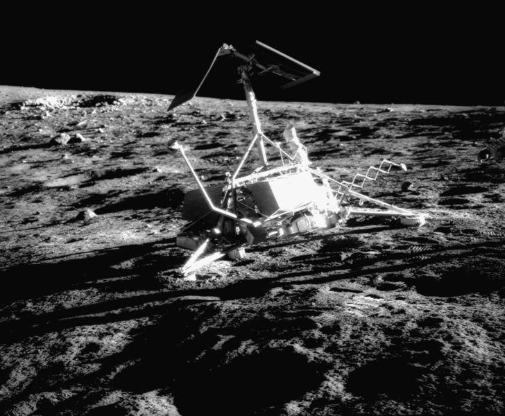 Unmanned lunar lander